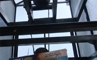Self-made lift crashes.