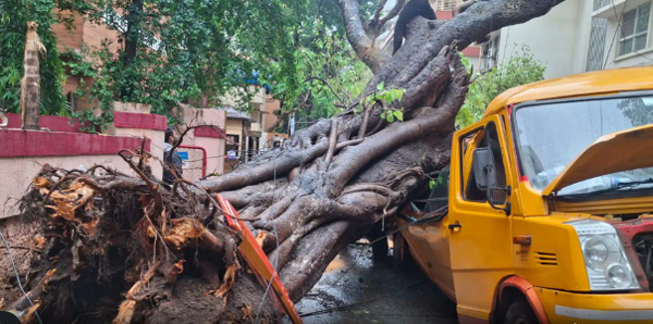 Mumbai student dies